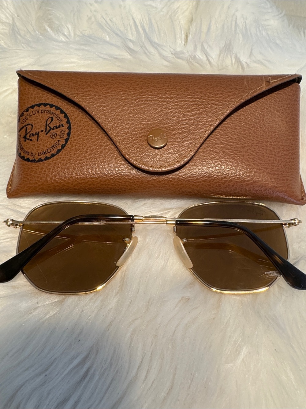 Ray-Ban Women Gold Frame Brown Lens Sunglasses - Picture 4 of 4